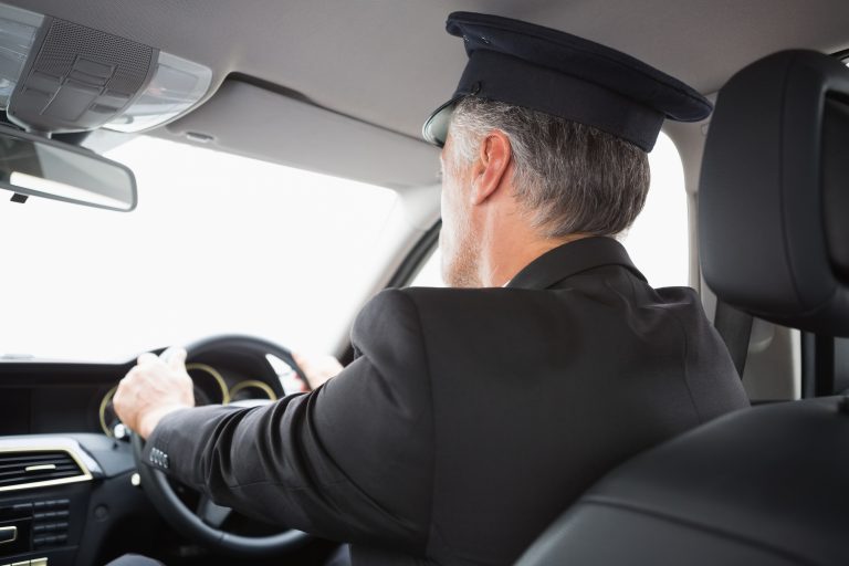 What Defines a Luxury Chauffeur Service in Los Angeles
